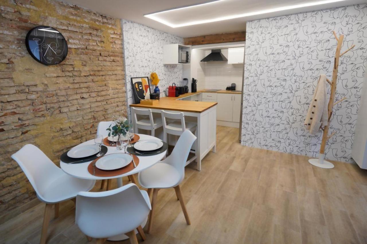 Apartamentos 1240 Valencia Eksteriør billede